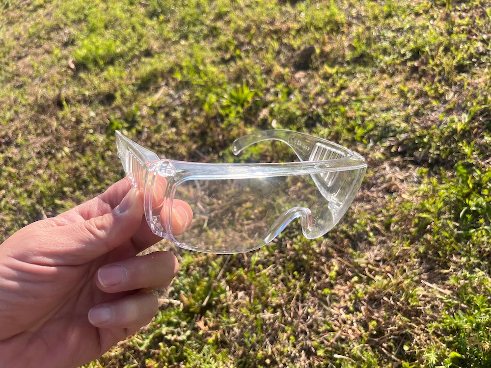 草刈りであると安全なゴーグル